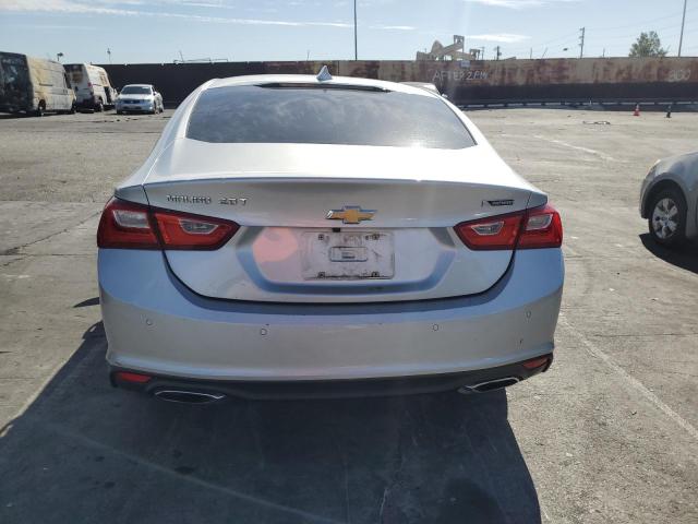  CHEVROLET MALIBU 2018 Srebrny