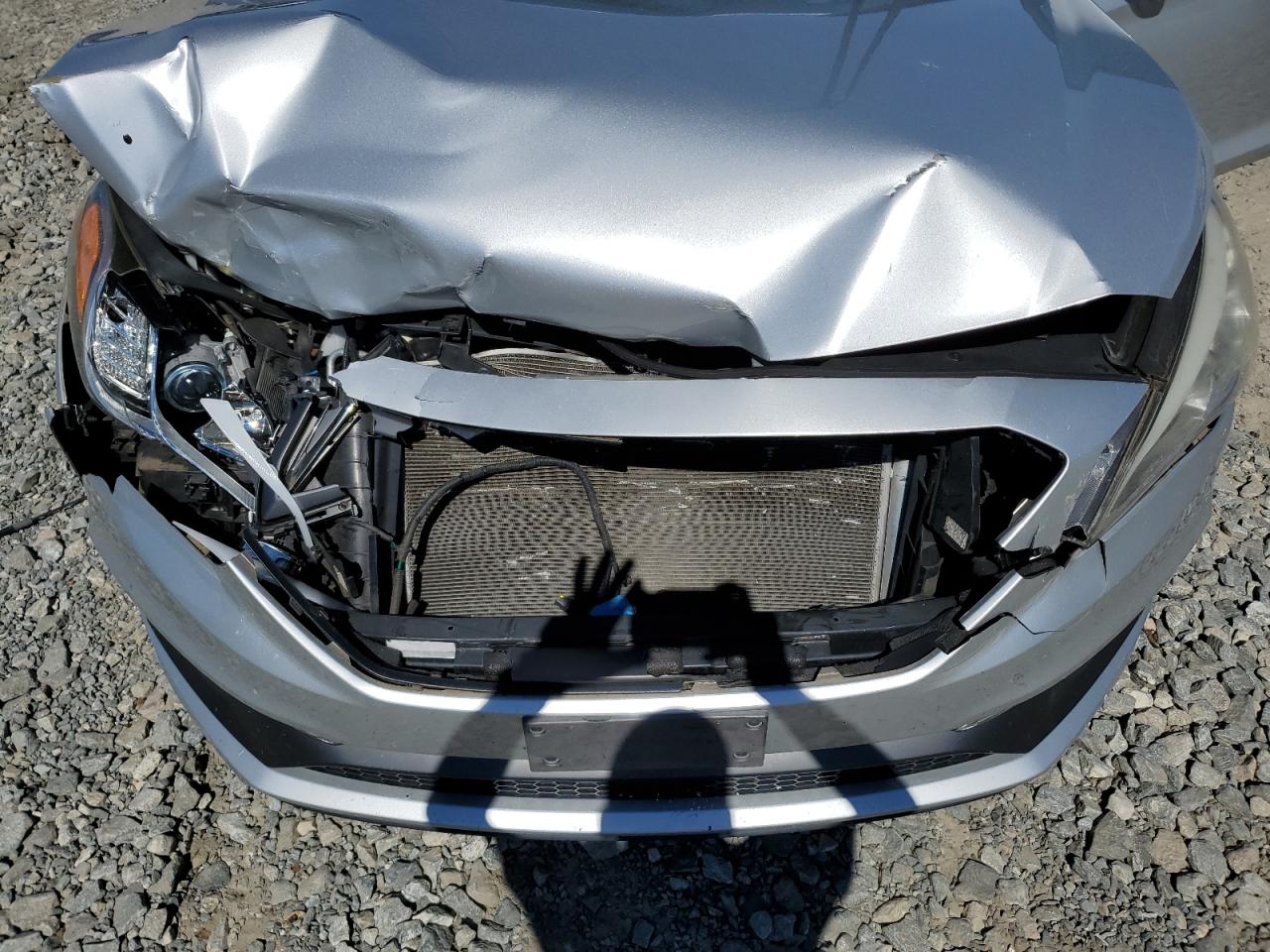 2015 Hyundai Sonata - Image 11