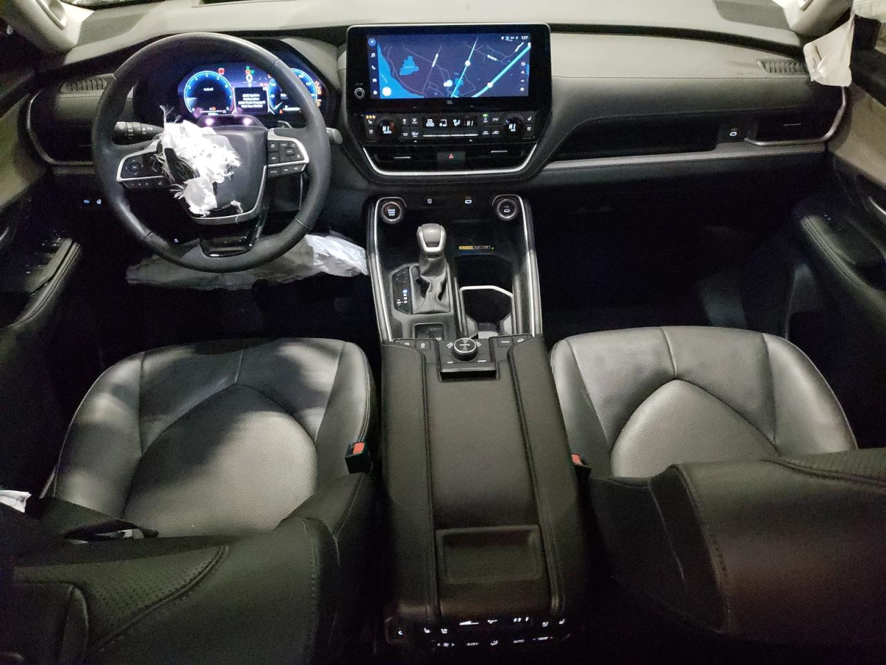 2024 Toyota Grand Highlander Xle VIN: 5TDAAAB55RS005401 Lot: 76703854