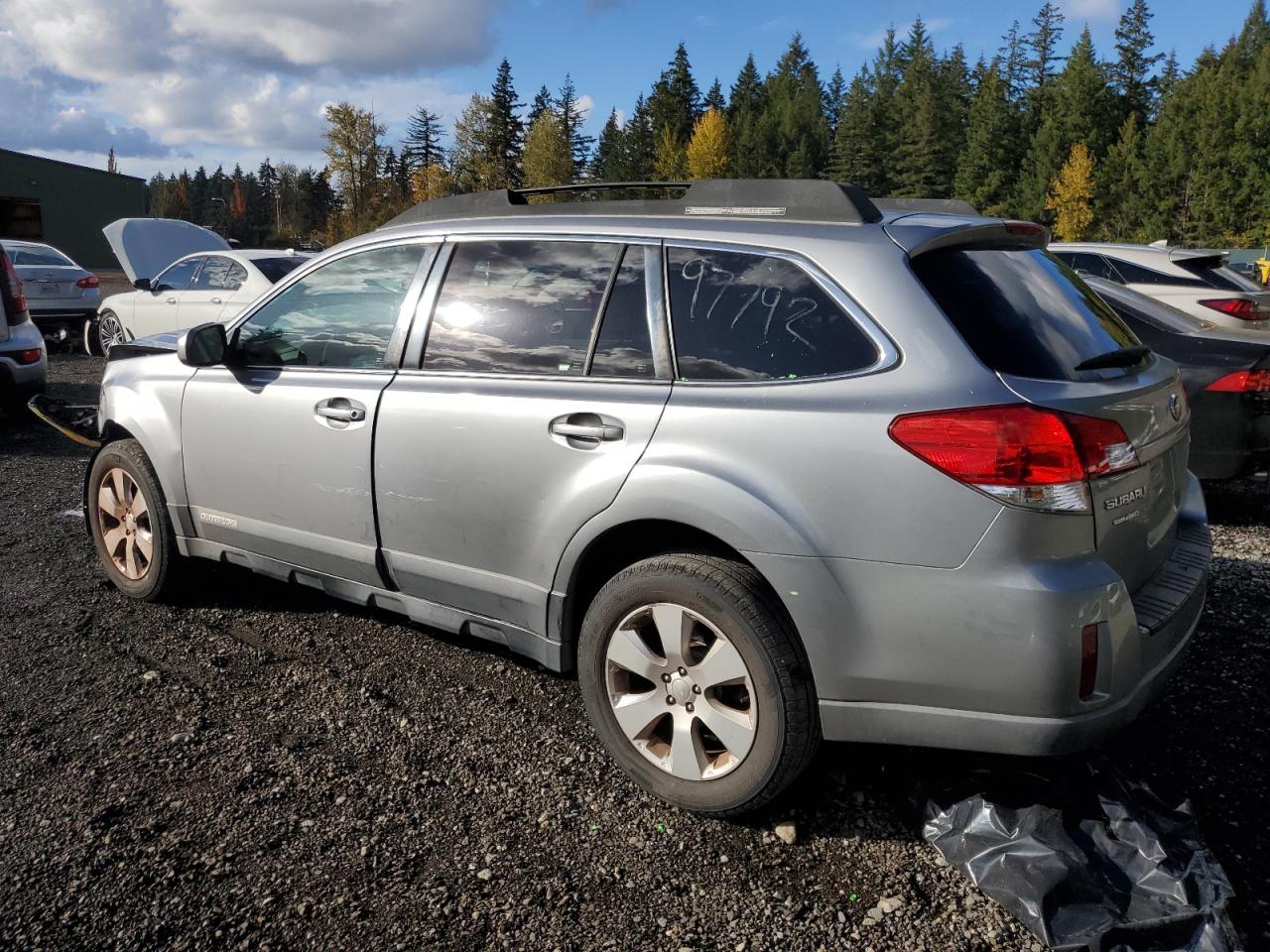 2011 Subaru Outback - Image 2