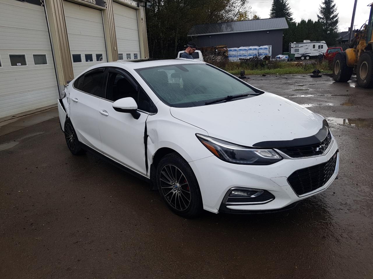 2017 Chevrolet Cruze - Image 4