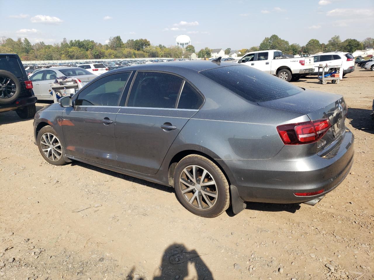 3VWDB7AJXJM260932 2018 Volkswagen Jetta Se