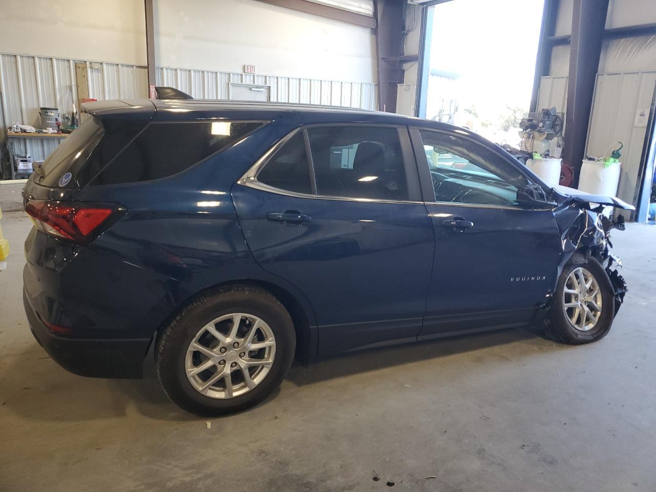 2022 Chevrolet Equinox - Image 3