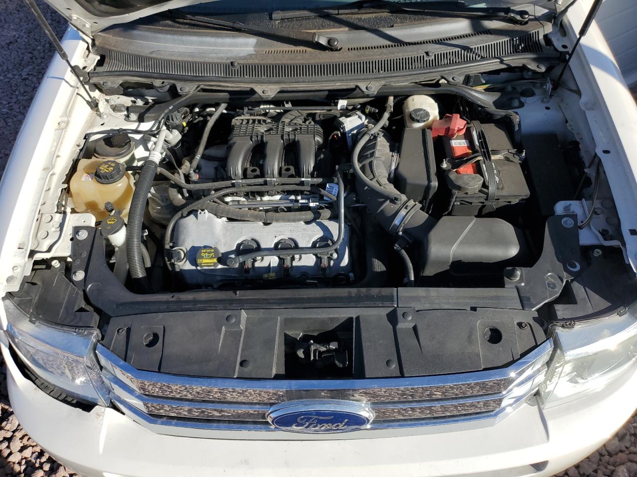 2011 Ford Flex - Image 13