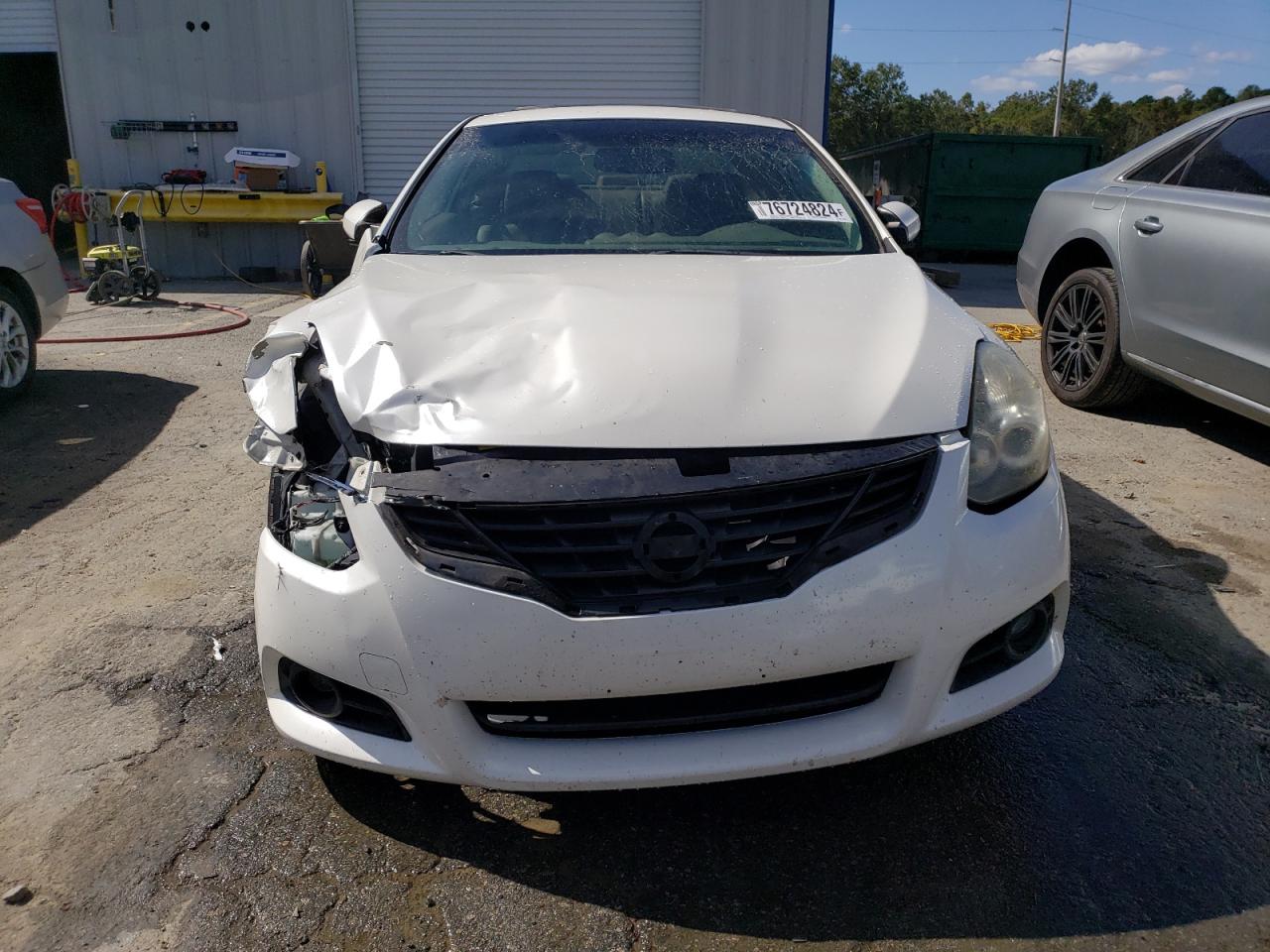 2010 Nissan Altima - Image 5