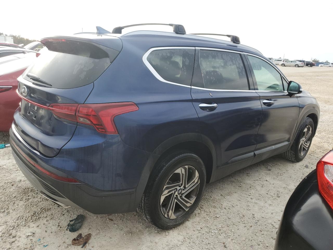 2023 Hyundai Santa Fe - Image 3