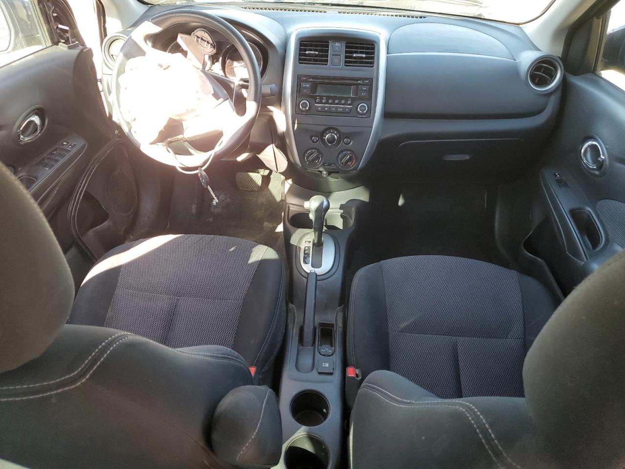 2015 Nissan Versa - Image 8
