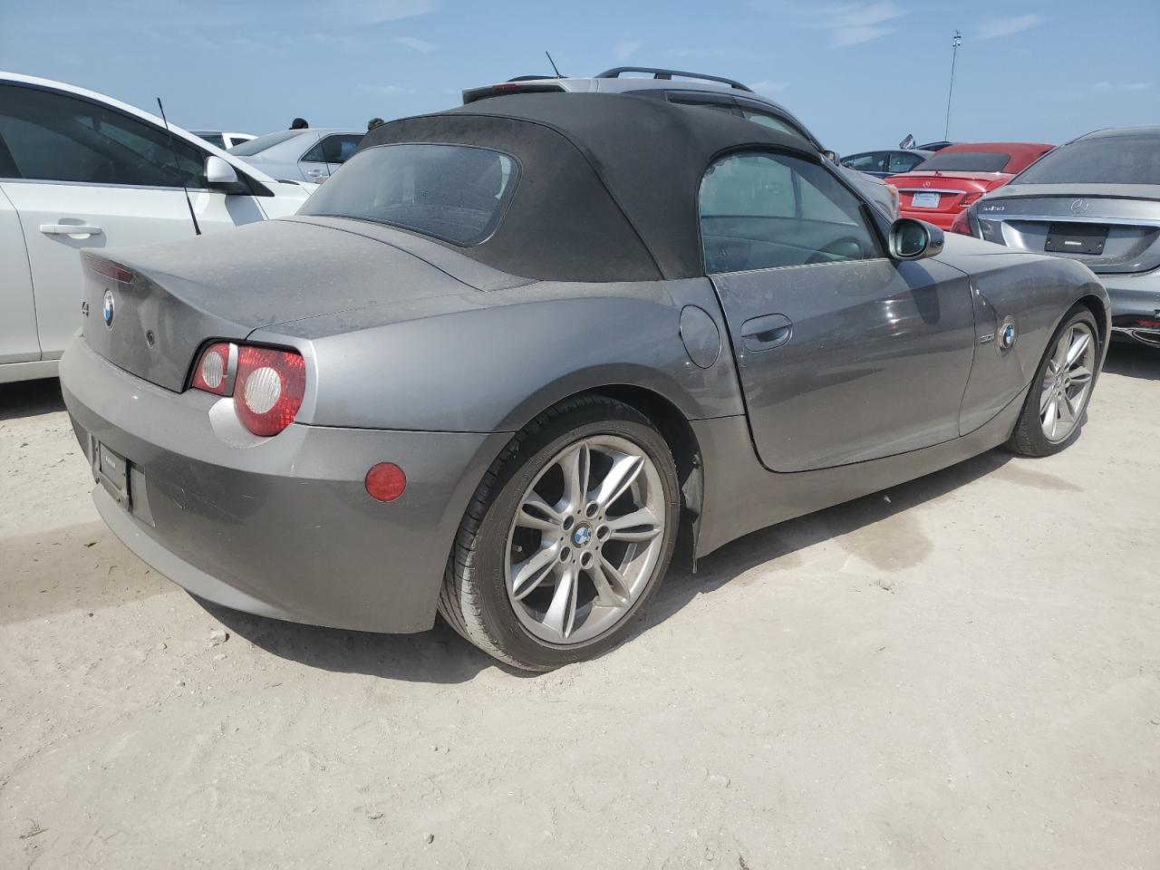 2005 BMW Z4 - Image 3