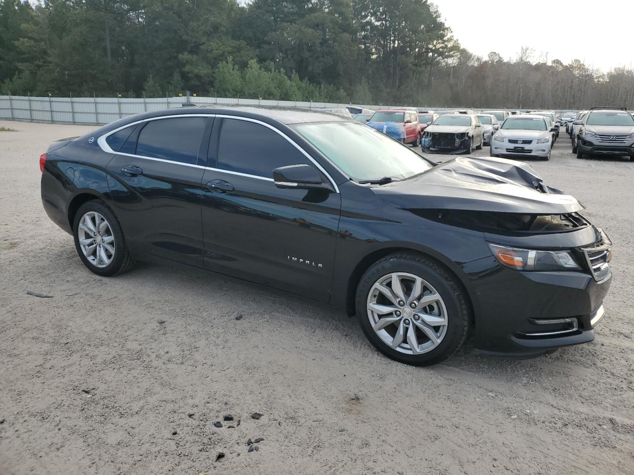 VIN 1G11Z5S39KU137635 2019 CHEVROLET IMPALA no.4