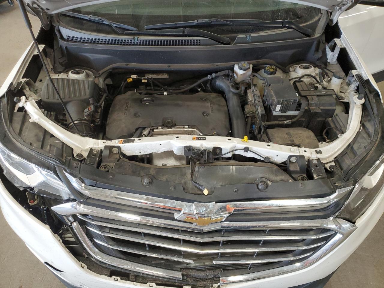 2GNAXYEX7K6270087 2019 Chevrolet Equinox Premier