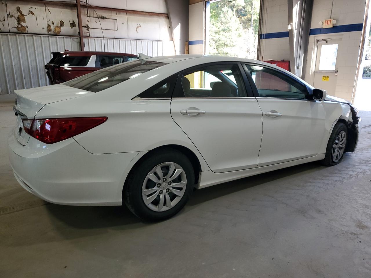 2011 Hyundai Sonata - Image 3