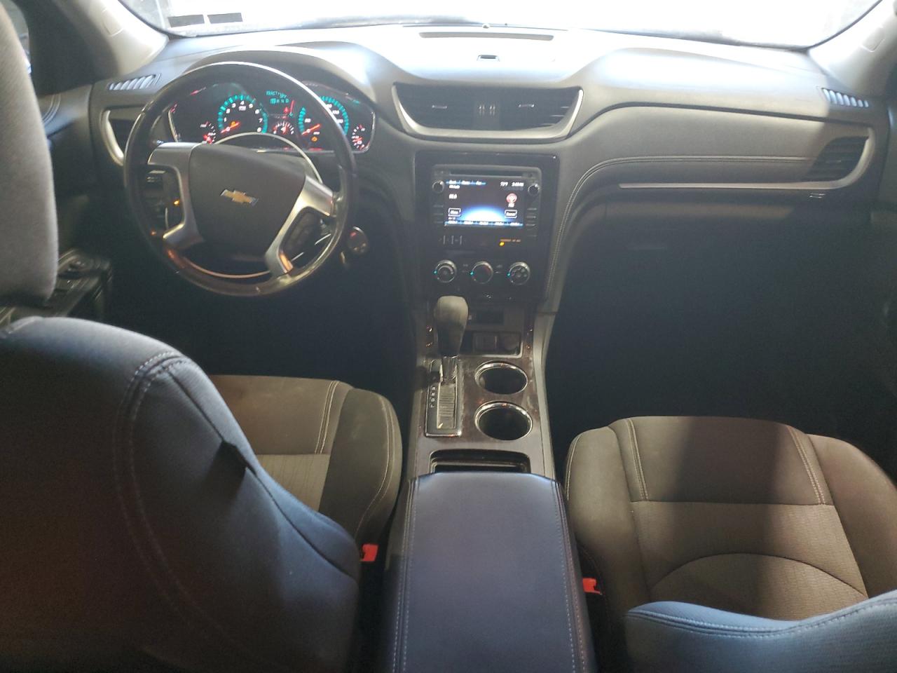 2017 Chevrolet Traverse - Image 8