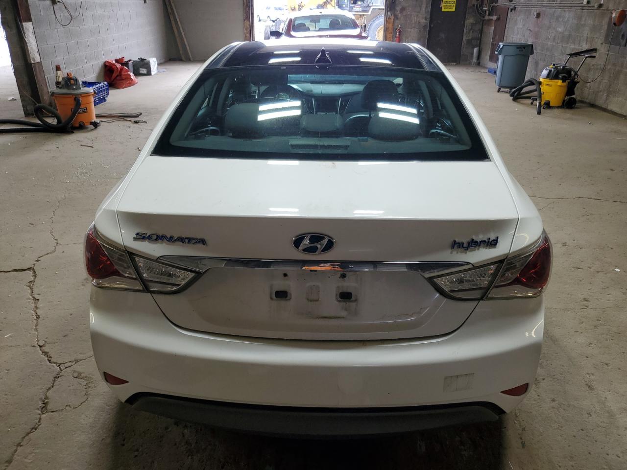 KMHEC4A47BA016629 2011 Hyundai Sonata Hybrid