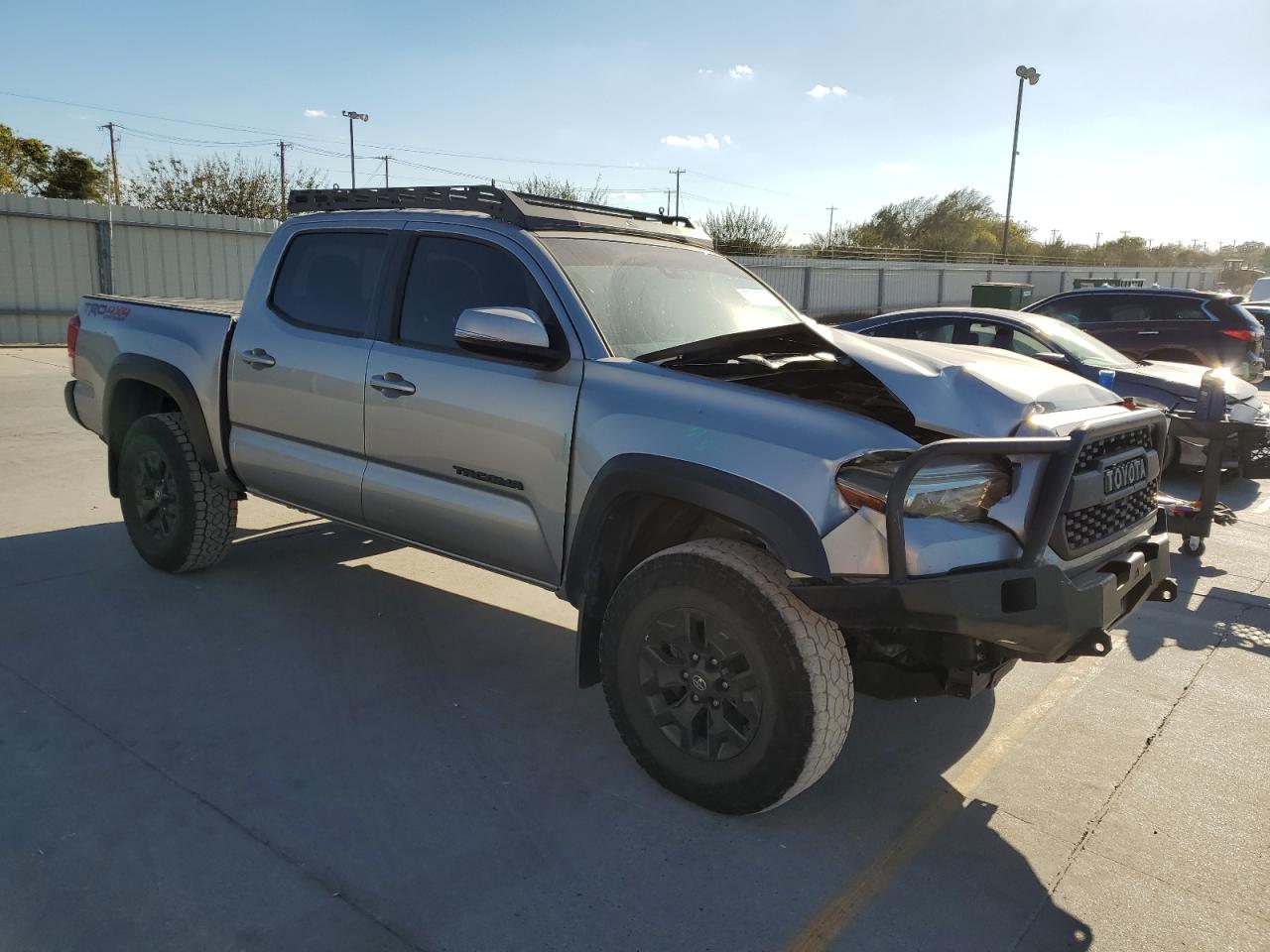 VIN 5TFCZ5AN7KX198600 2019 TOYOTA TACOMA no.4