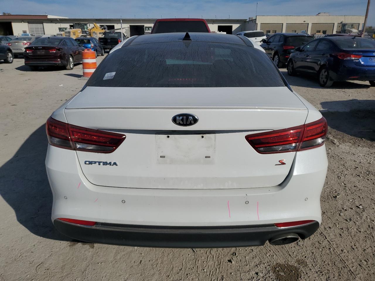 2018 Kia Optima Lx VIN: 5XXGT4L35JG242169 Lot: 76658774