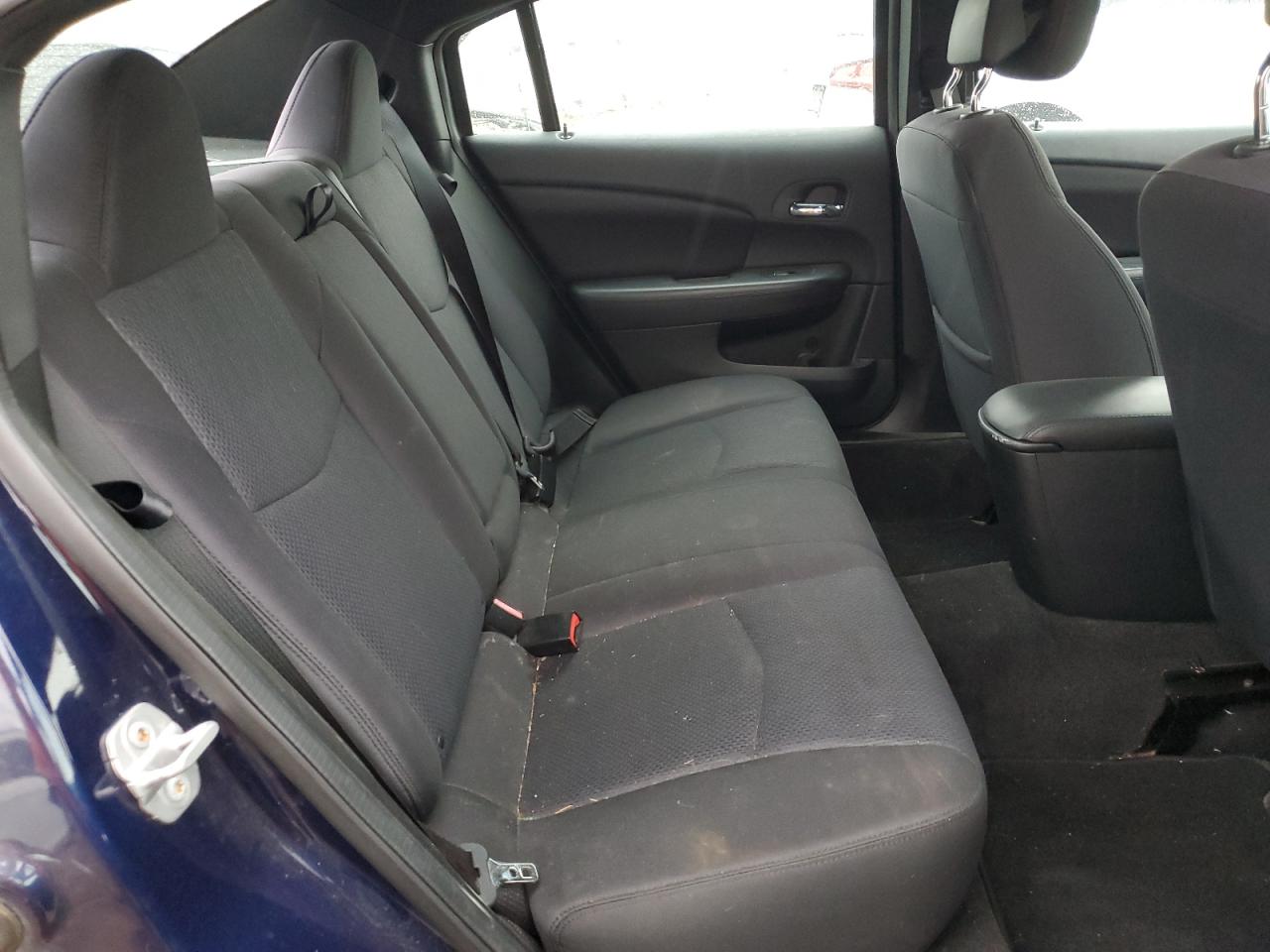 2014 Chrysler 200 - Image 11