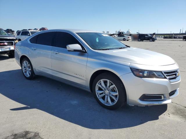 Sedans CHEVROLET IMPALA 2017 Srebrny