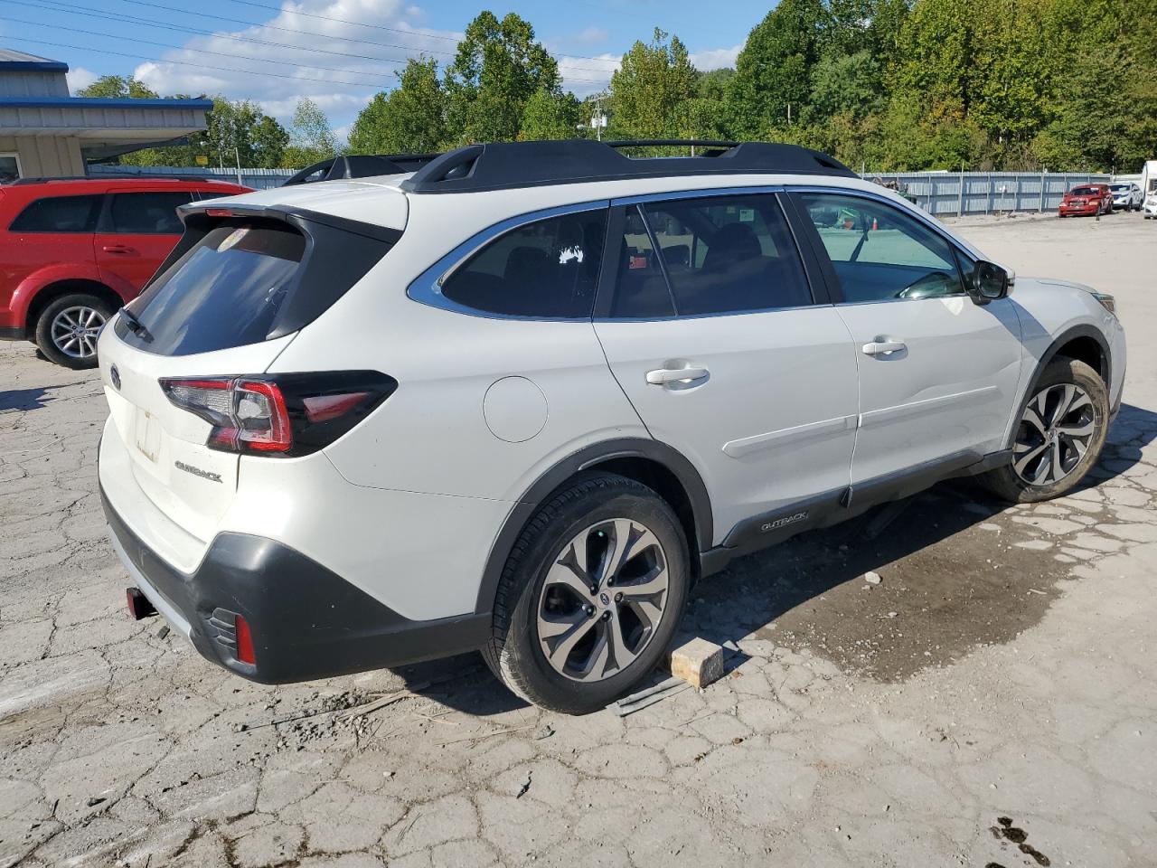 2020 Subaru Outback - Image 3