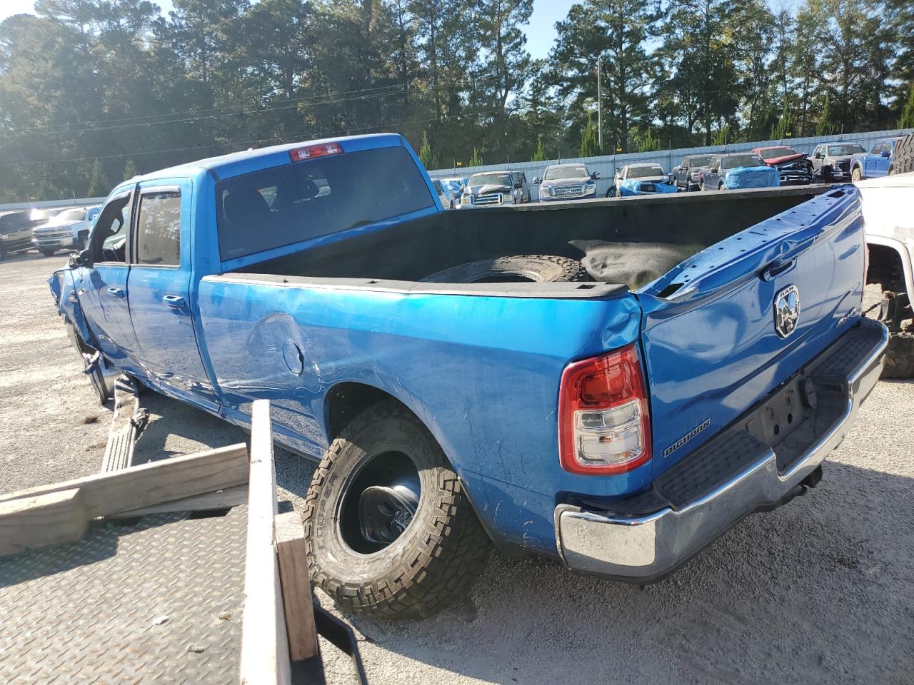 2022 RAM 3500 - Image 2