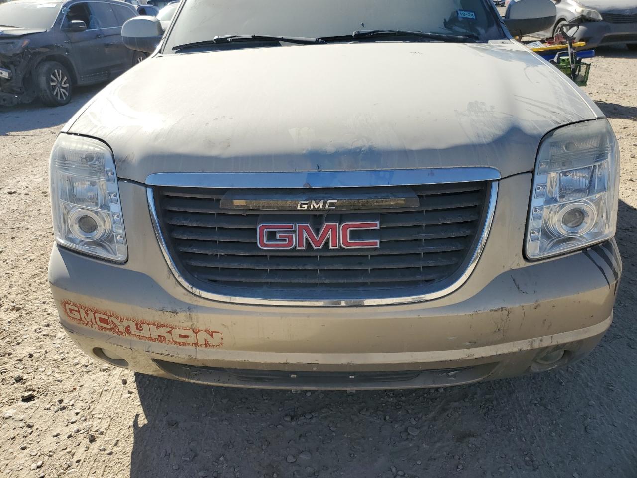 2007 GMC Yukon VIN: 1GKFC13097R381800 Lot: 77975674