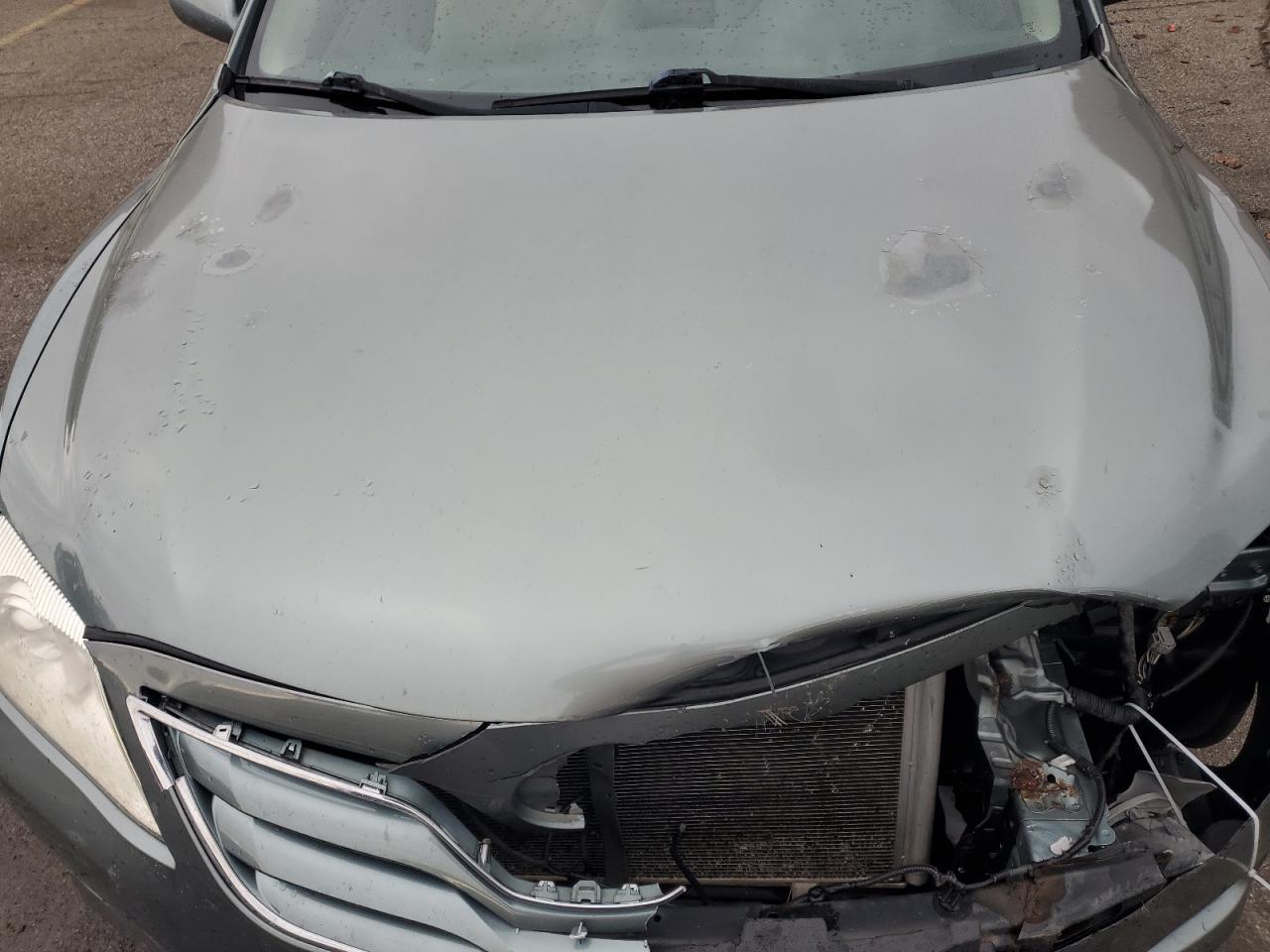 2010 Toyota Camry - Image 12