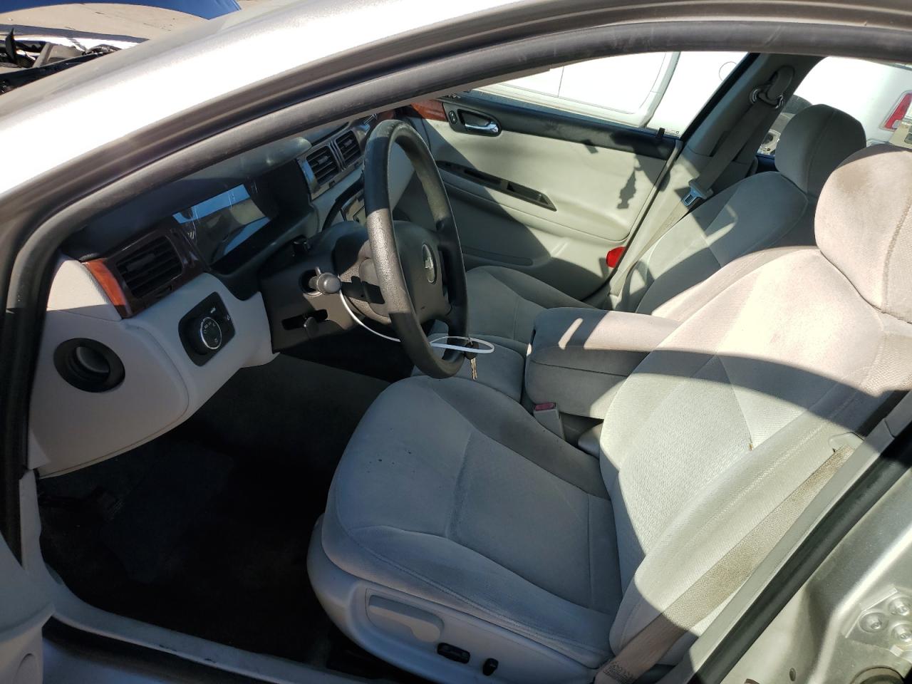 2007 Chevrolet Impala - Image 7