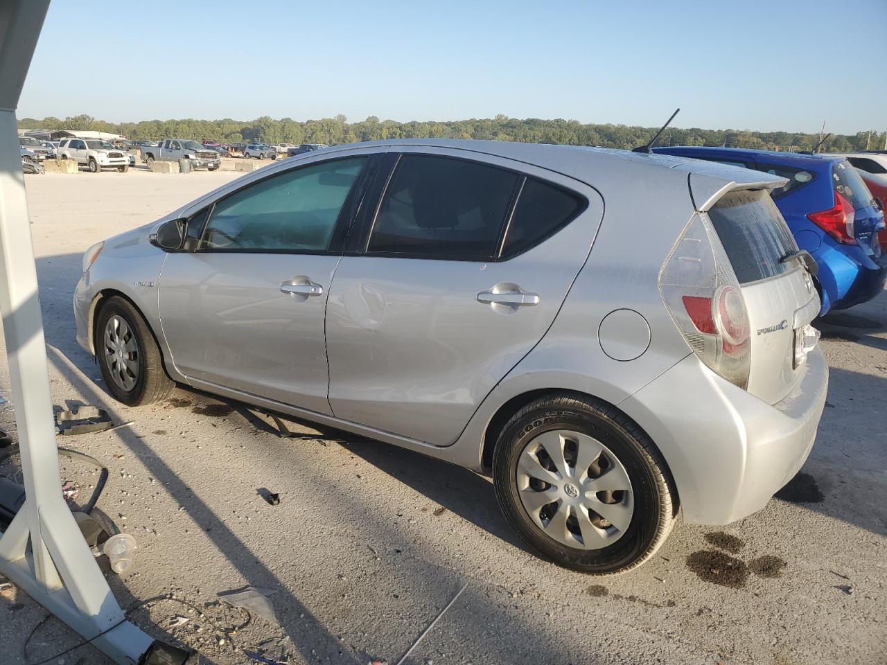 2012 Toyota Prius - Image 2