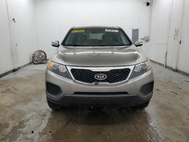  KIA SORENTO 2012 Серый