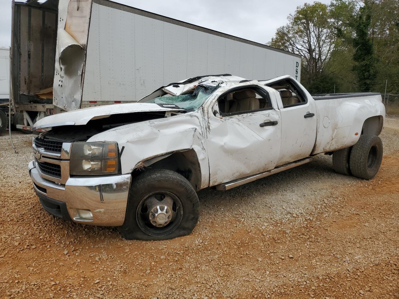 2008 Chevrolet Silverado - Image 1