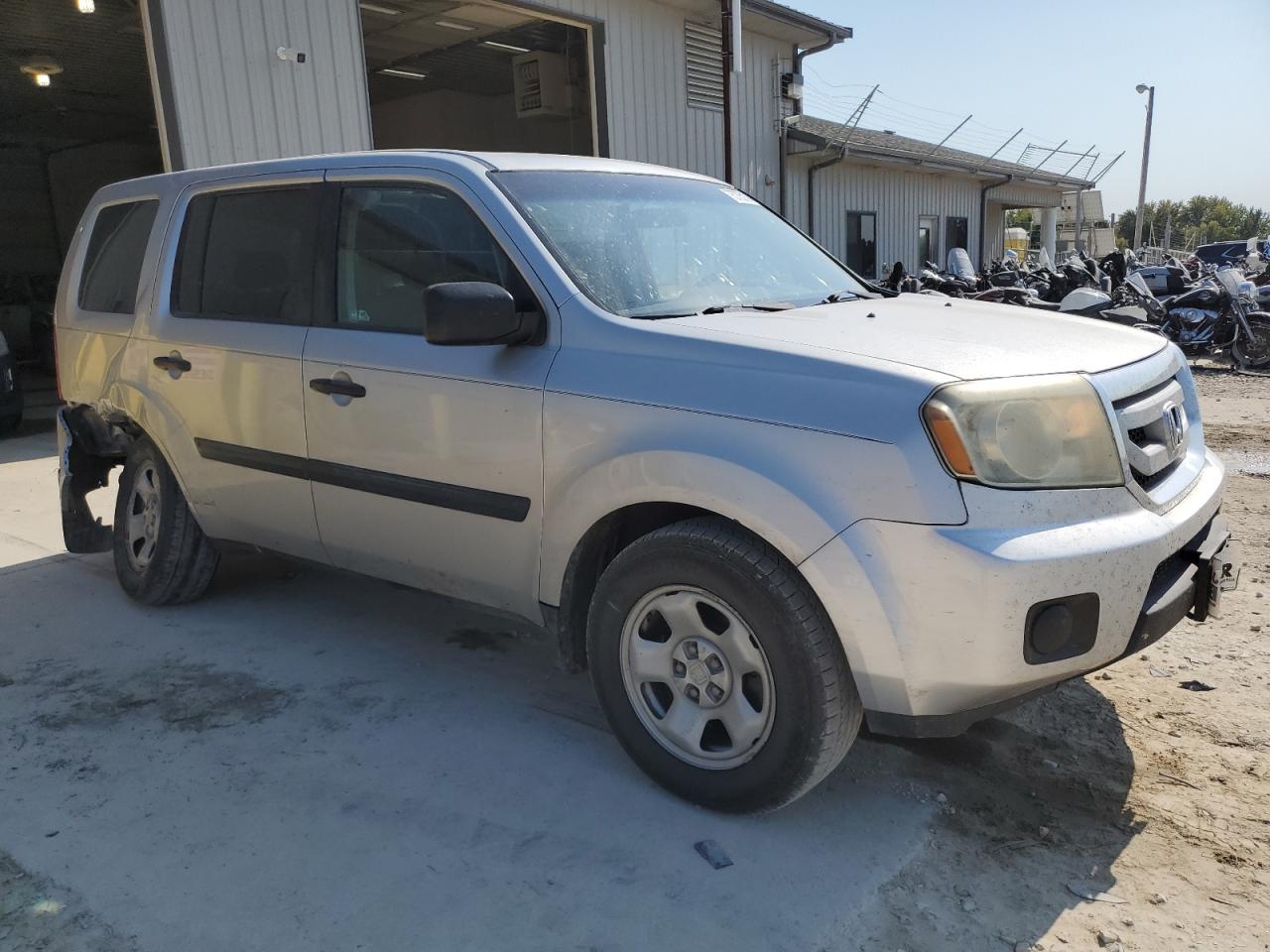 2011 Honda Pilot Lx VIN: 5FNYF4H26BB068886 Lot: 75735134