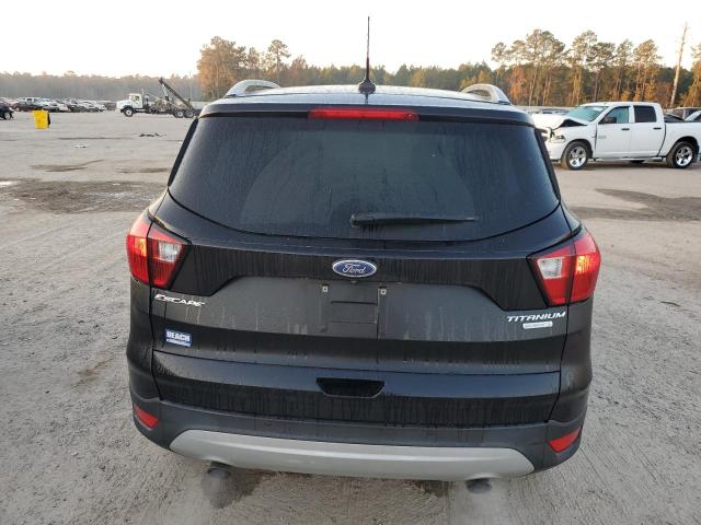  FORD ESCAPE 2019 Черный