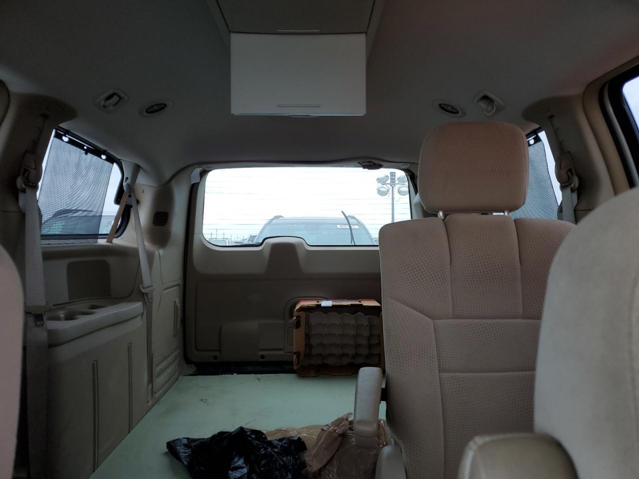 2013 Dodge Caravan - Image 10