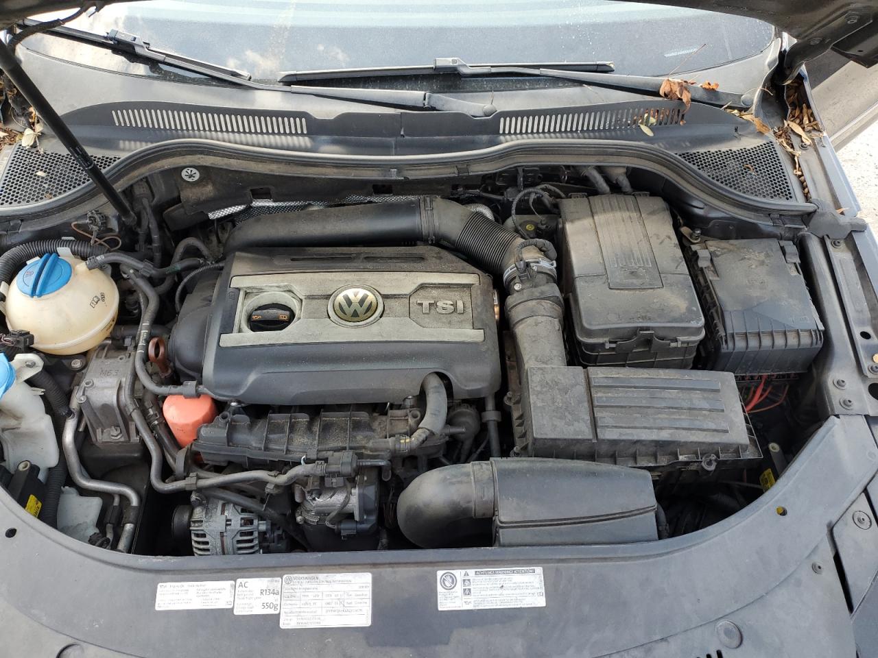 2013 Volkswagen Passat CC - Image 11