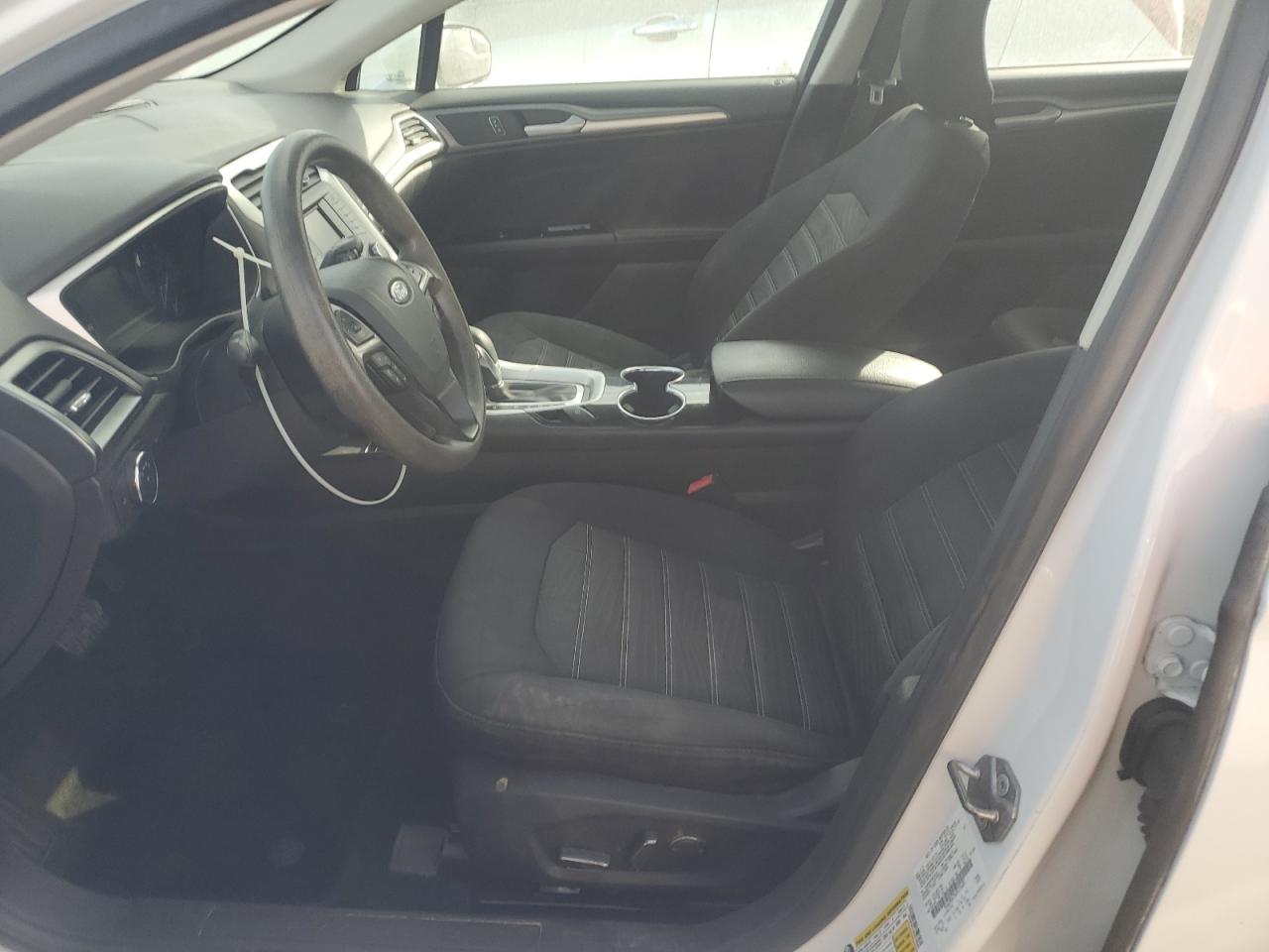 2016 Ford Fusion - Image 7