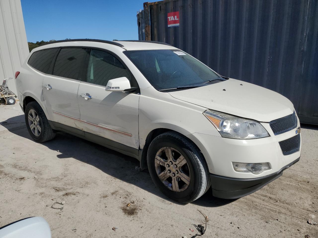 2011 Chevrolet Traverse - Image 4