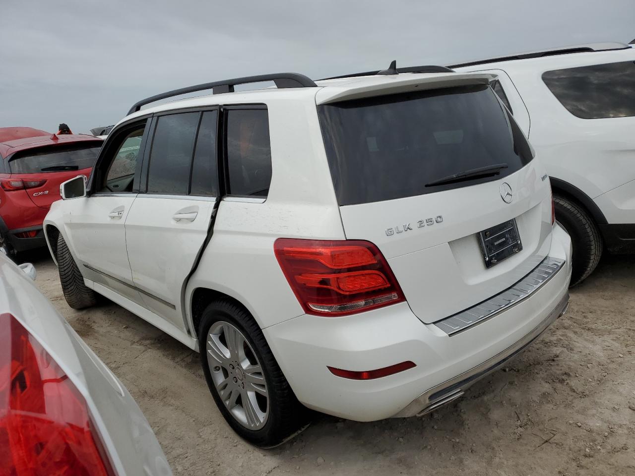 VIN WDCGG0EB5FG363506 2015 MERCEDES-BENZ GLK-CLASS no.2