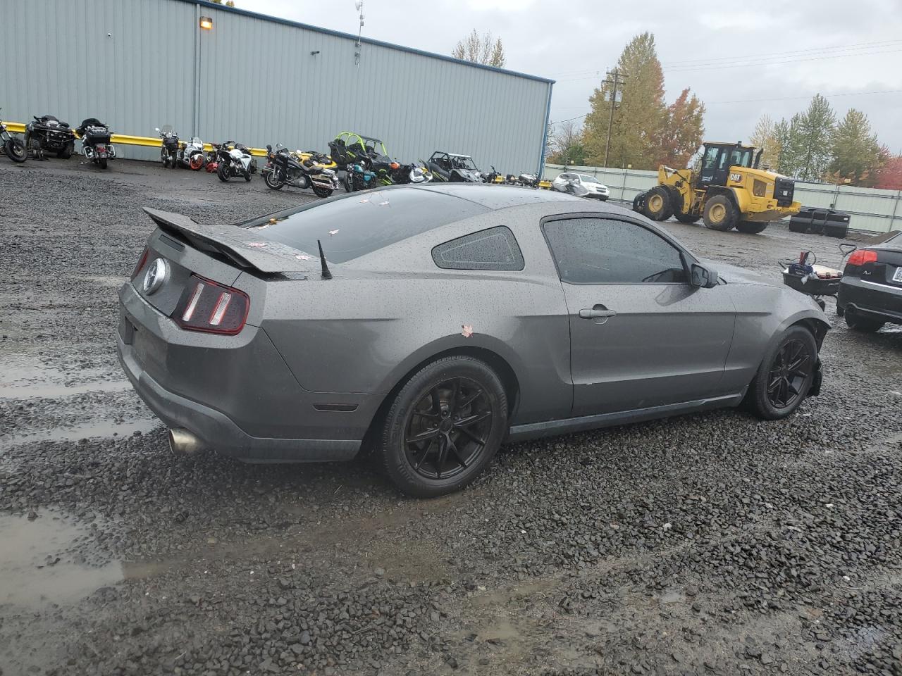 2011 Ford Mustang - Image 3