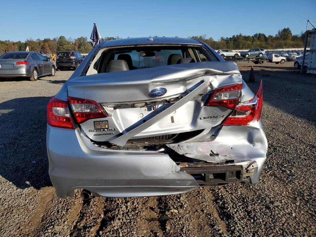 2015 Subaru Legacy 2.5I Limited VIN: 4S3BNAN66F3040667 Lot: 75469264