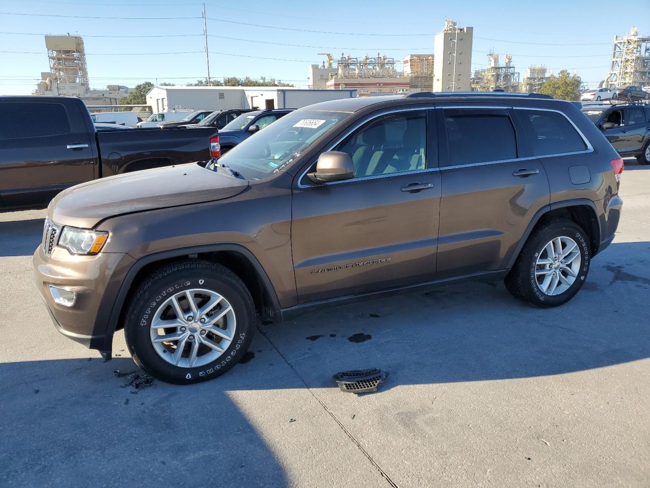 2017 Jeep Grand Cherokee - Image 1