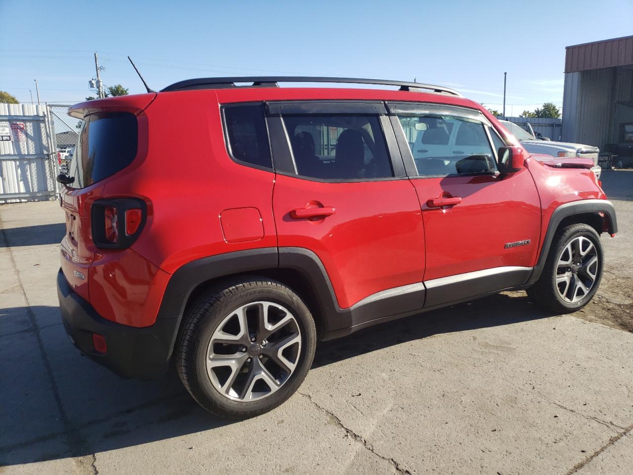 2016 Jeep Renegade - Image 3