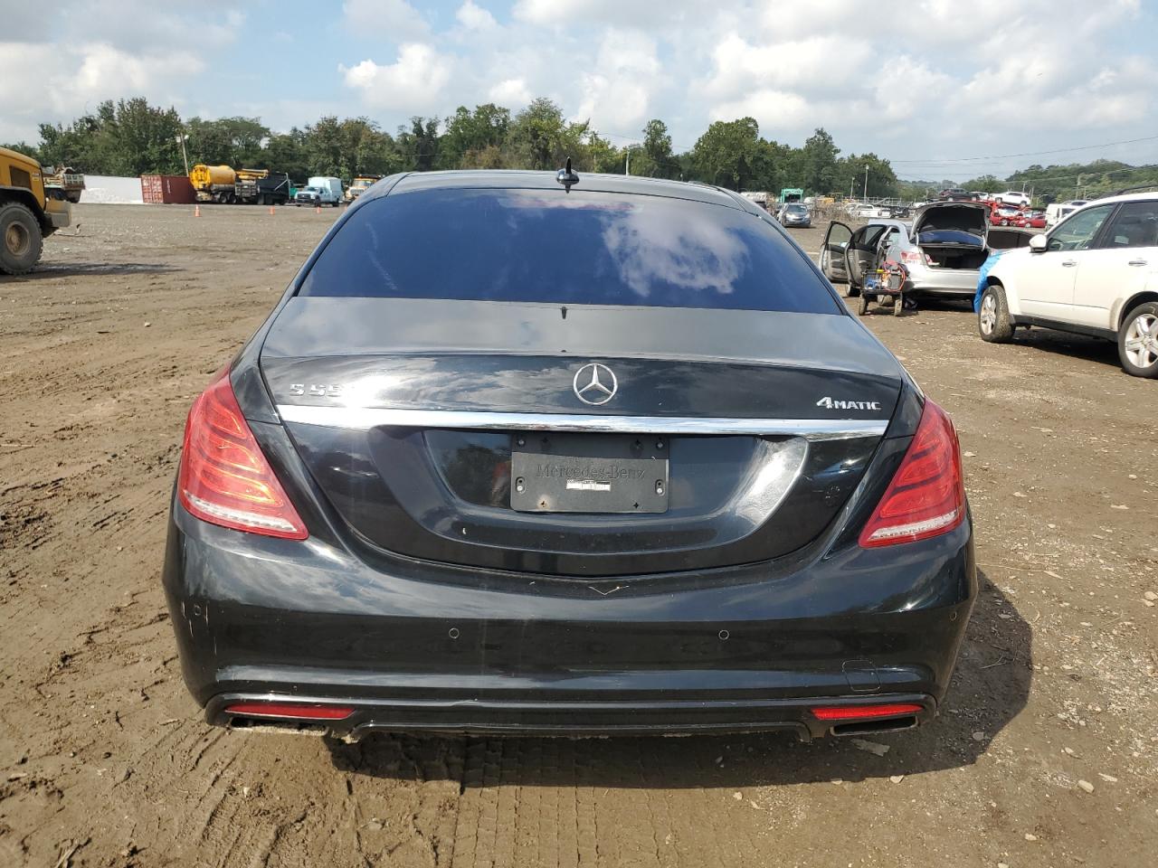 2015 Mercedes-Benz S 550 4Matic VIN: WDDUG8FB2FA168333 Lot: 73686084