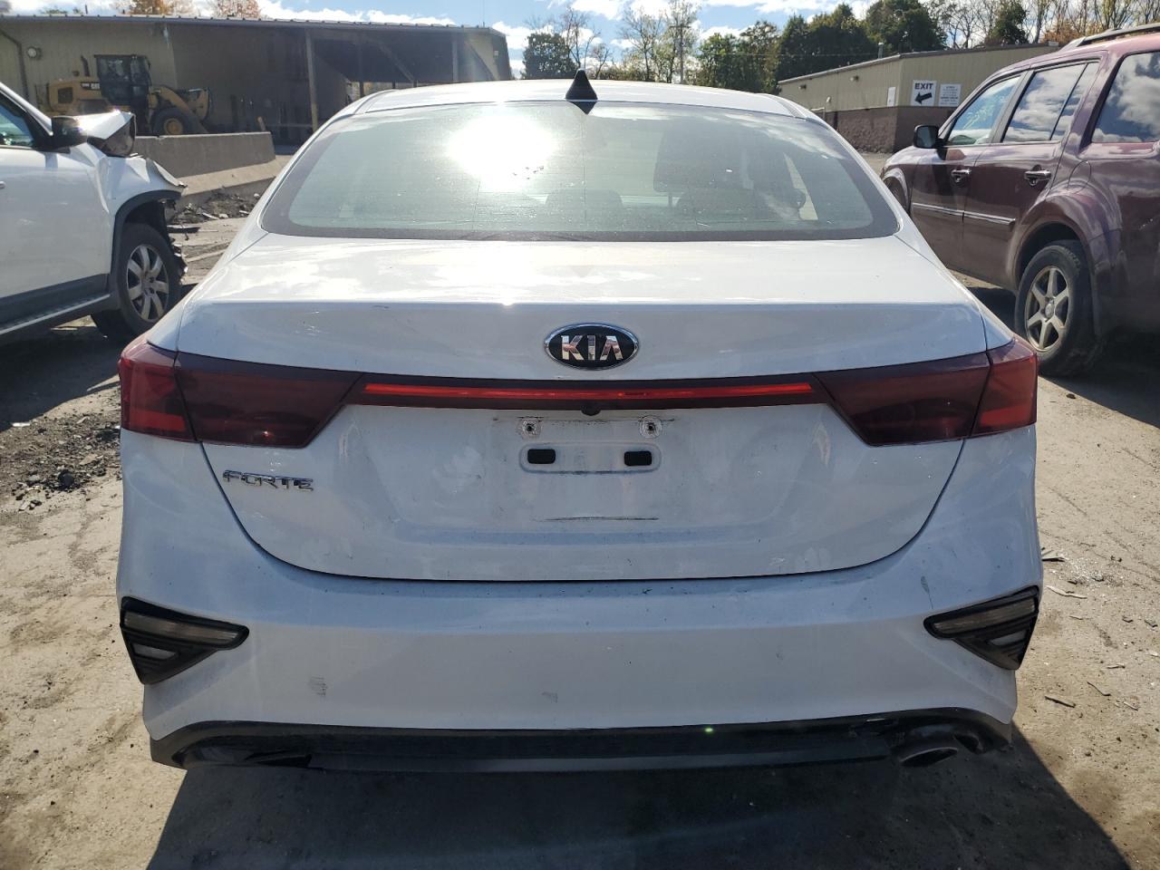 2019 Kia Forte Fe VIN: 3KPF24AD1KE110904 Lot: 75891654