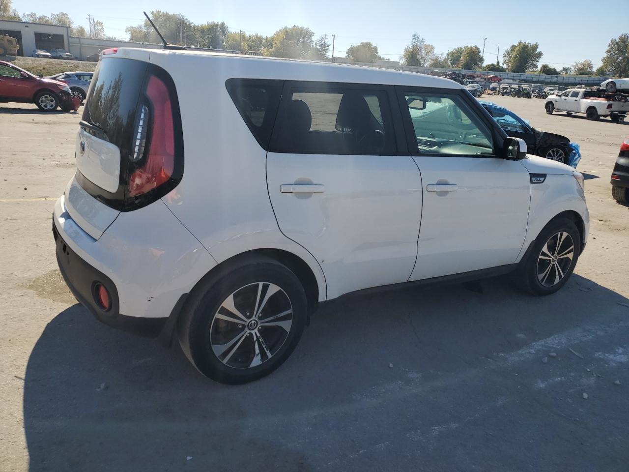 2017 Kia Soul VIN: KNDJN2A28H7443033 Lot: 77032334