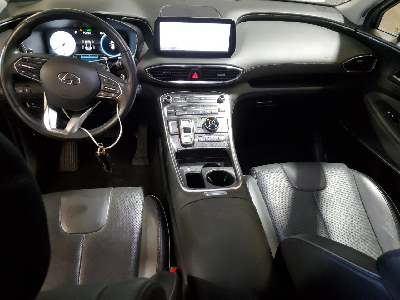 2022 Hyundai Santa Fe - Image 8