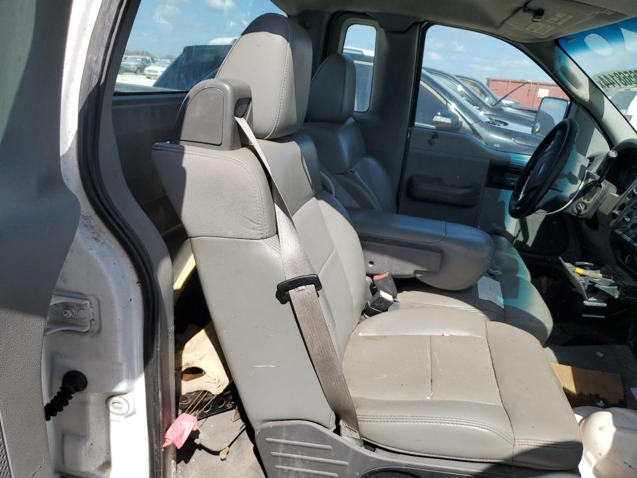 2008 Ford F150 VIN: 1FTRF12268KB31024 Lot: 76568144