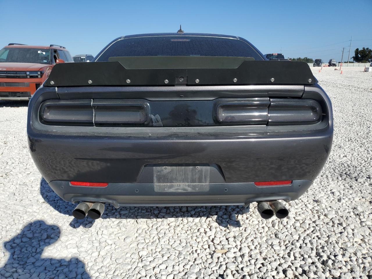 2C3CDZBTXHH640175 2017 Dodge Challenger R/T