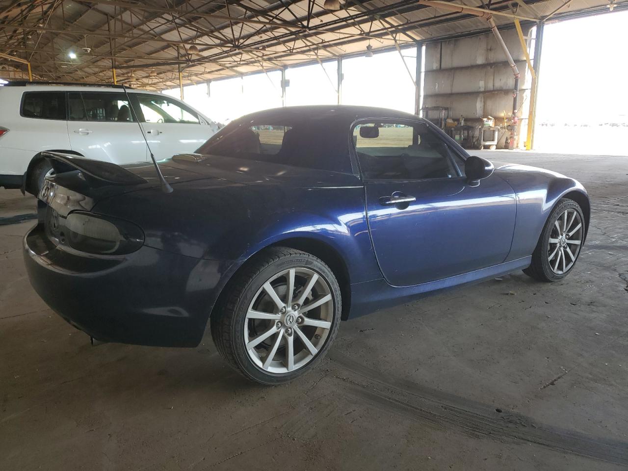 2010 Mazda Mx-5 Miata VIN: JM1NC2FF1A0211181 Lot: 75852424