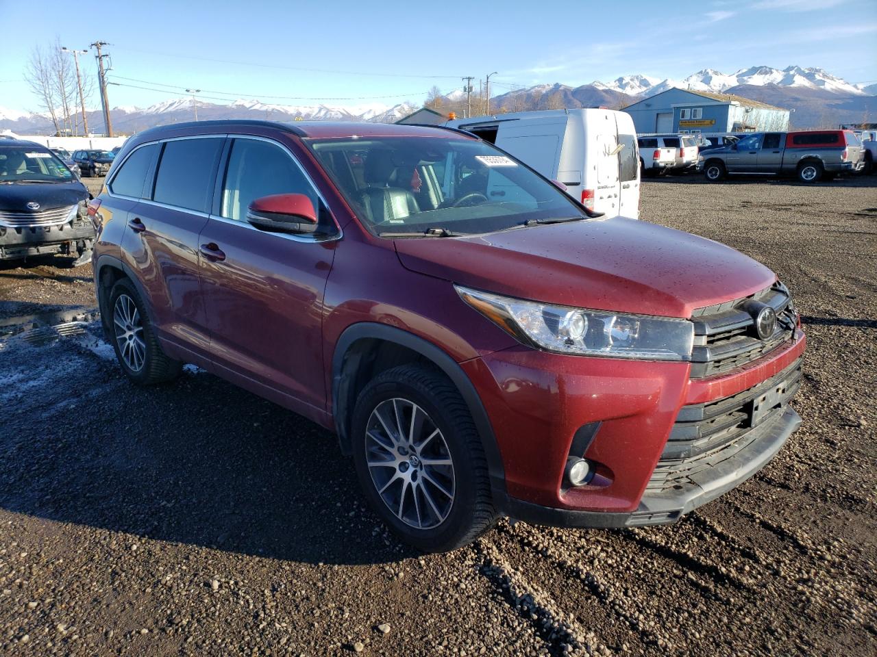 2017 Toyota Highlander - Image 4