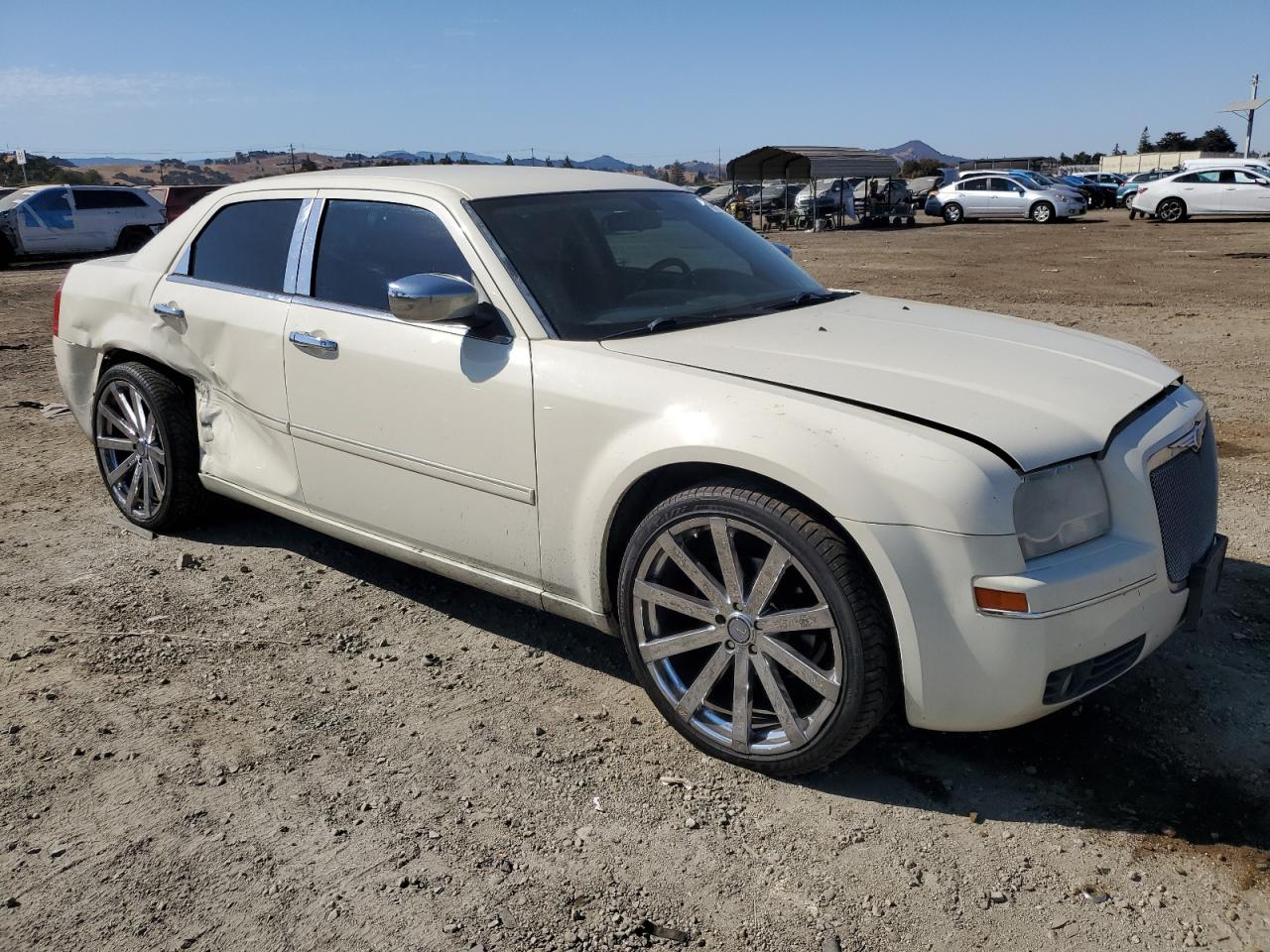 2007 Chrysler 300 - Image 4