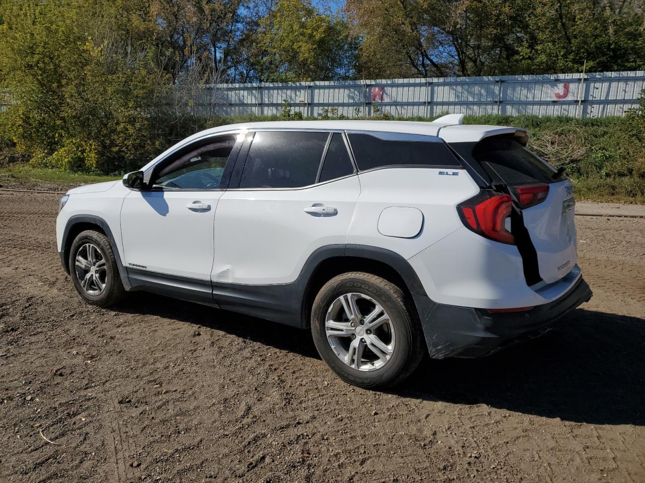 2019 GMC Terrain - Image 2